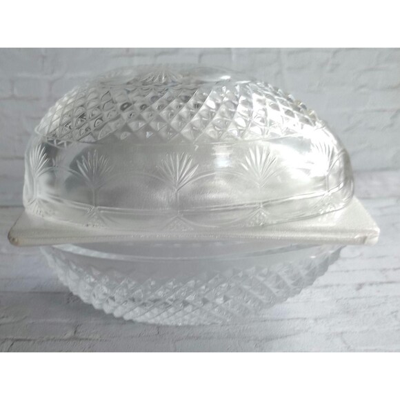 Vintage Avon Fostoria Glass Egg with Soap | Mothers Day 1977 - Picture 2 of 7